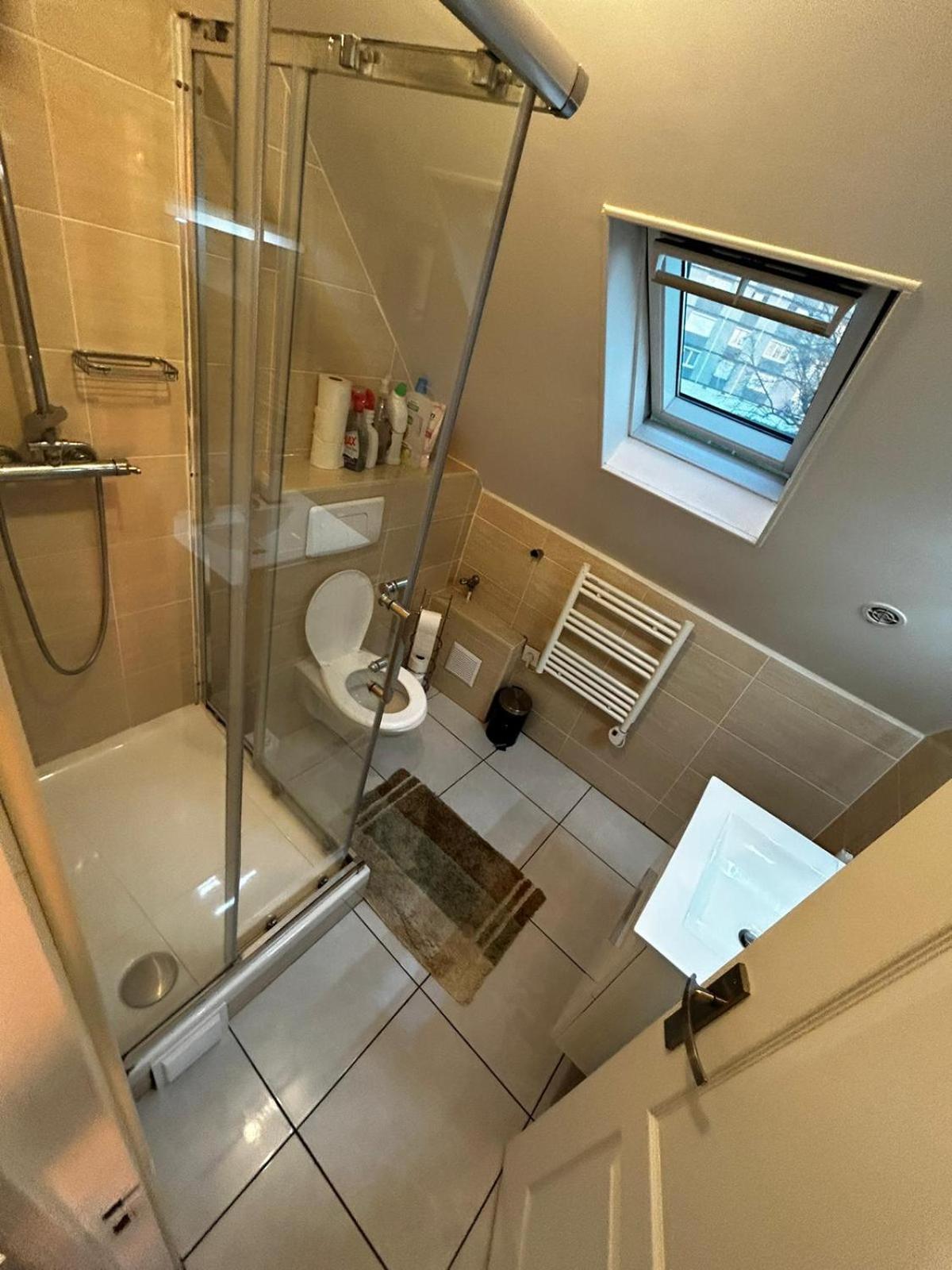 Magnificent Family Flat Self Checkin Avb * Garges-lès-Gonesse