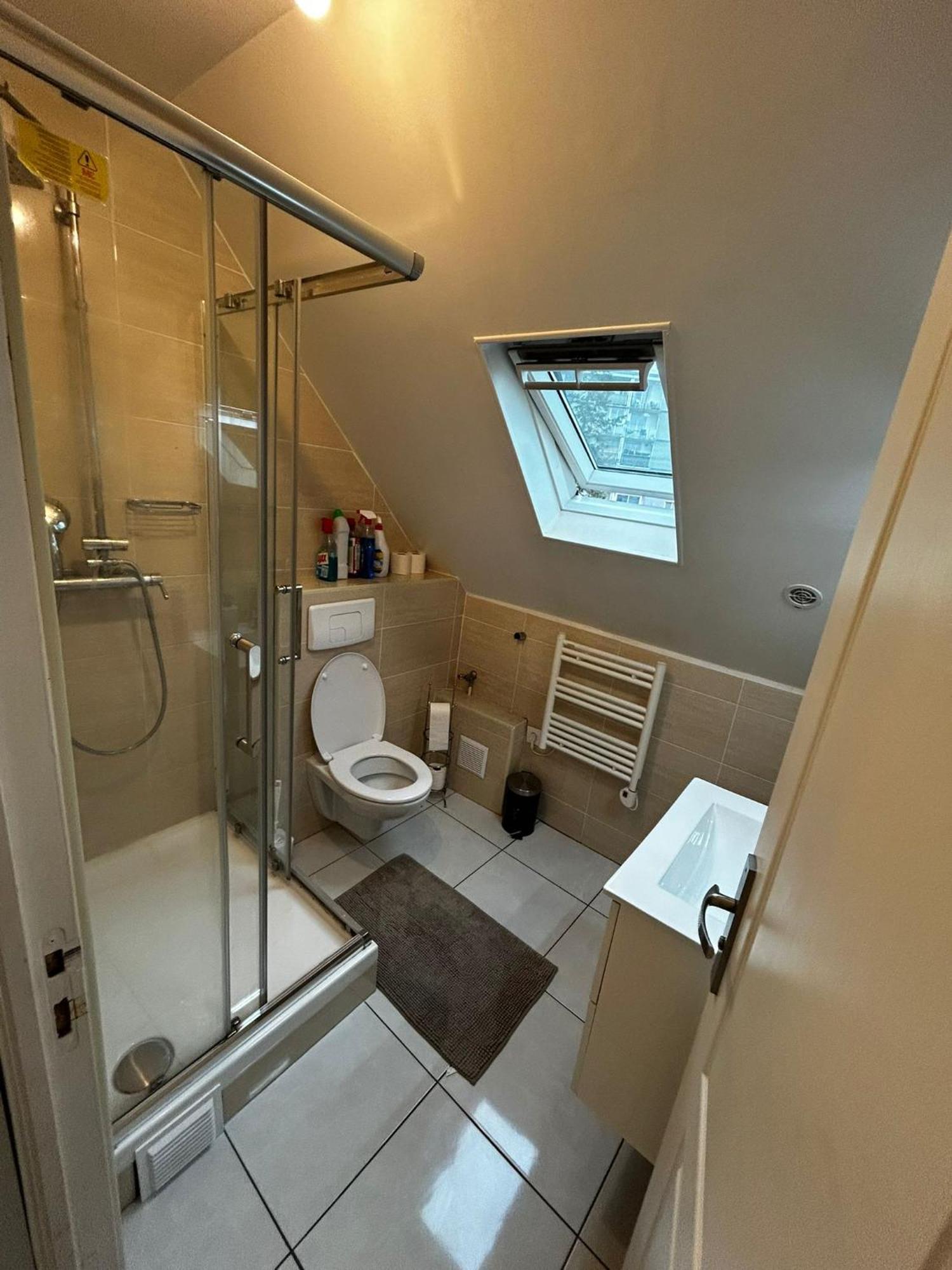 Magnificent Family Flat Self Checkin Avb * Garges-lès-Gonesse